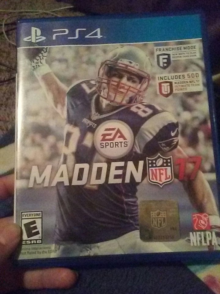Cruz24j's tweet photo. Hit me up if yall want it ? https://t.co/pgcF6pKtat