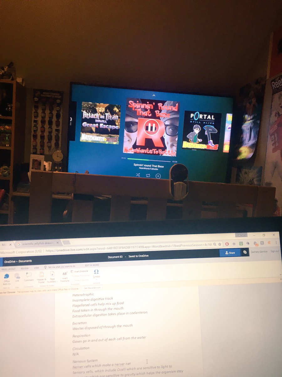 Attack_On_Zach's tweet photo. @NateWantsToBtl @MorganWant this is how everyone should do homework. Listening to the best of tunes. (I bought all the songs on iTunes also) https://t.co/dBMCb4dsyr