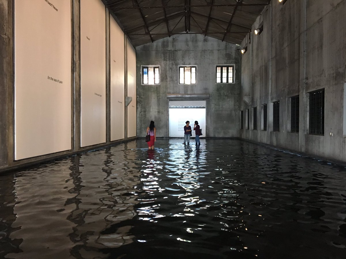 SkinsHun's tweet photo. #seaofpain by Raul Zurita @KochiBiennale  thanks Bose and Edwin for today! #HereThereEverywhere @SooreePillay @aaroncezar @KrishBose https://t.co/tS0uVGXkxp