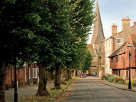 WickhurstGreen's tweet photo. #Homes at Wickhurst Green, #ElysianFields, are just 1 mile from the town of #Horsham &amp; 1 hour to #London by train! https://t.co/hxBVXcduKu https://t.co/2gCDvLl89r