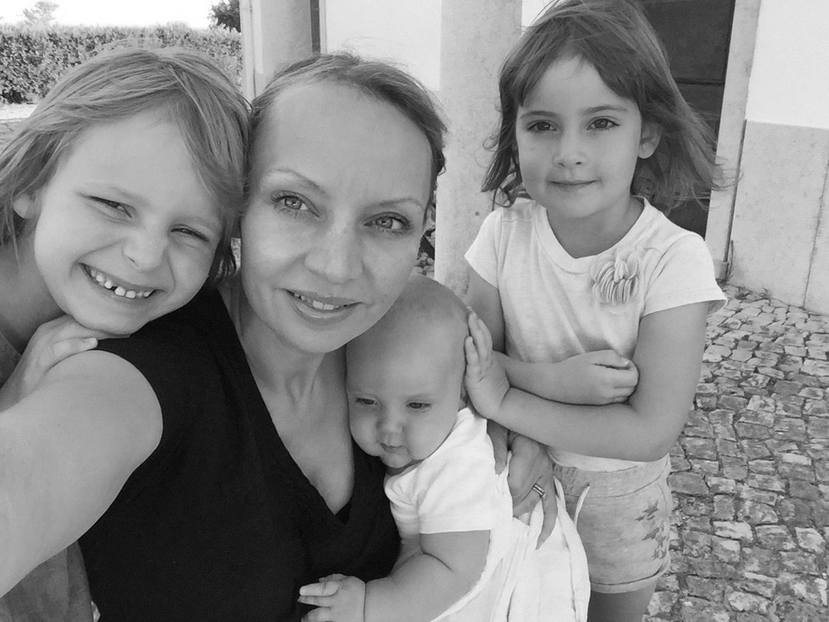 Londoner, editor and mother - Maggie Davis tells us how she stays sustainable in the capital. makeitlast.se/2017/01/19/a-m…