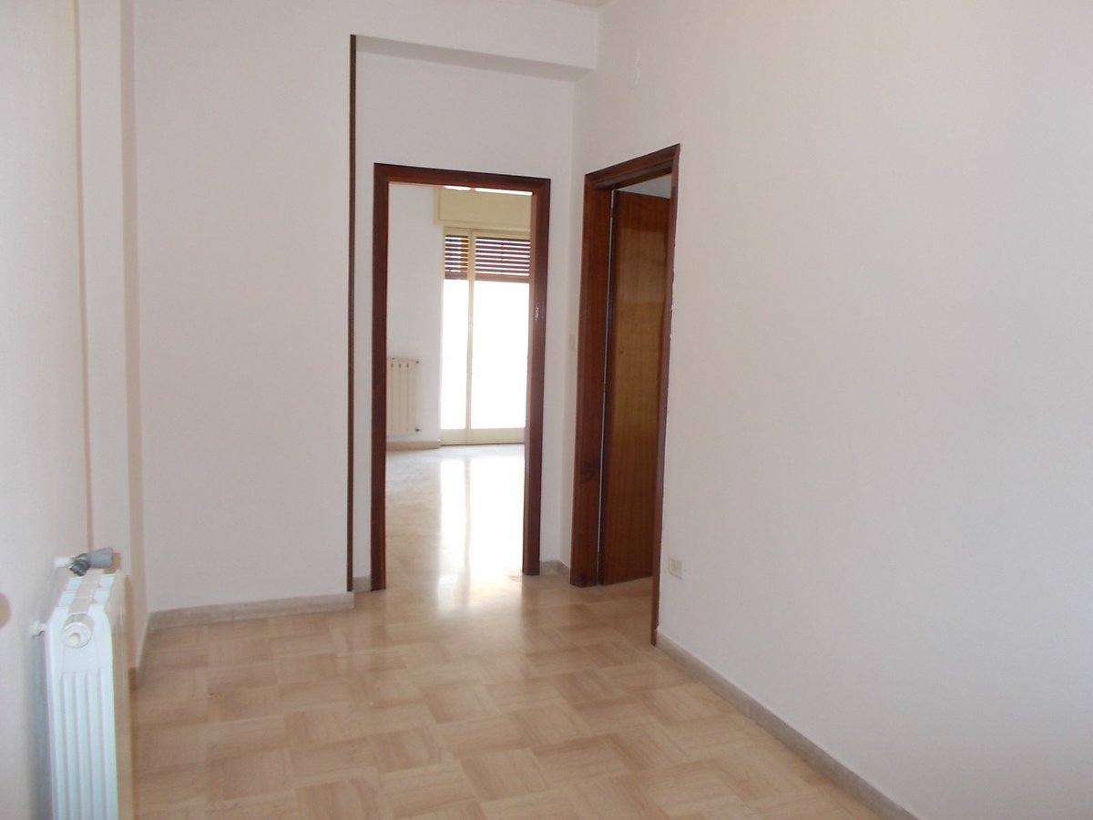 SusinoSR's tweet photo. IN VENDITA - Siracusa, Via Polibio - Rif.427
Per maggiori dettagli: https://t.co/lnPbNvqEBK
#grupposusinoimmobiliare #realestate #siracusa https://t.co/Vcme70E3HM