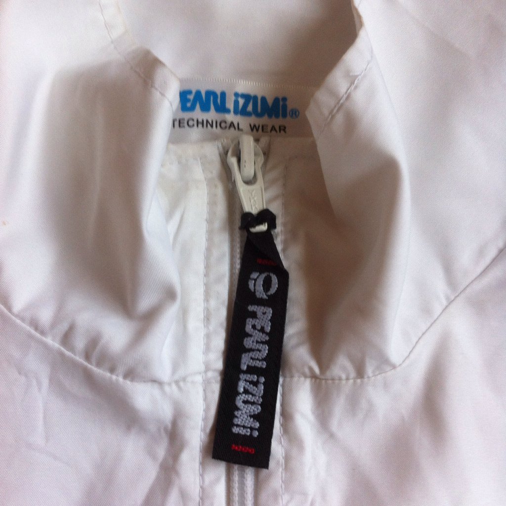 <a href="/FabillahsFasha/">Fasha</a>: Wts

Pearl Izumi Track Jacket
Kondisi 95%
Harga 150 belum ongkir line:fabillahs#fnfjb #agjb