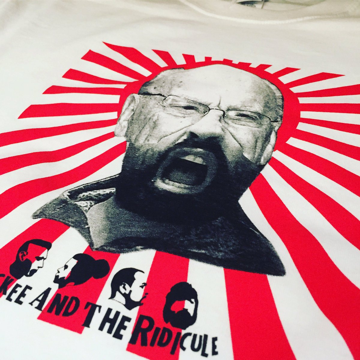 Halftones <a href="/RiskeeRidicule/">Riskee & The Ridicule</a> 👊
ouroboros.printing@gmail.com