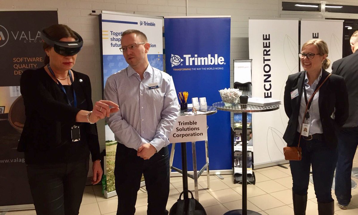 AntolaTuula's tweet photo. Back to the future @TrimbleCorpNews #hololens #AR #VR #espoohightechjobfair @MetroAreena - open jobs at #Trimple and tens of other companies https://t.co/AHqIstterg