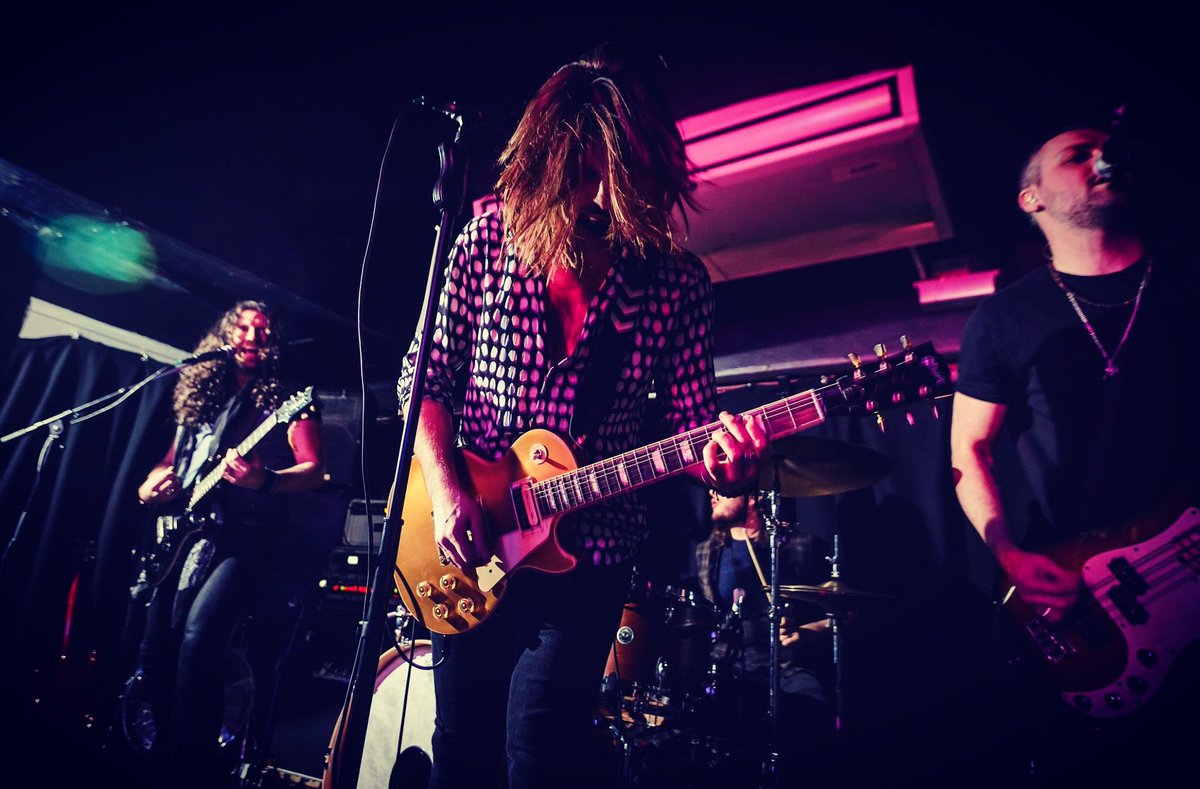 RobJMercurySons's tweet photo. @alexbakerman #RobJarvisandTheMercurySons are not quite so brand new anymore :D #firstshowdown #sicknight \m/ thanks for the support dude! https://t.co/GM2BOdERQV