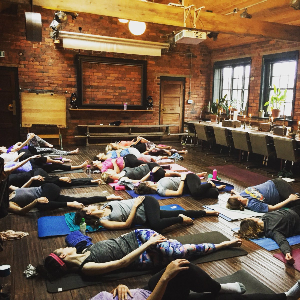 TheChimneyHouse's tweet photo. Om &amp; nom... see what we got up to at Yoga Brunch on Sat - "the perfect start to the weekend" https://t.co/om2BqzYy00 #shoutaboutsheff https://t.co/uyGjjAqk4Q