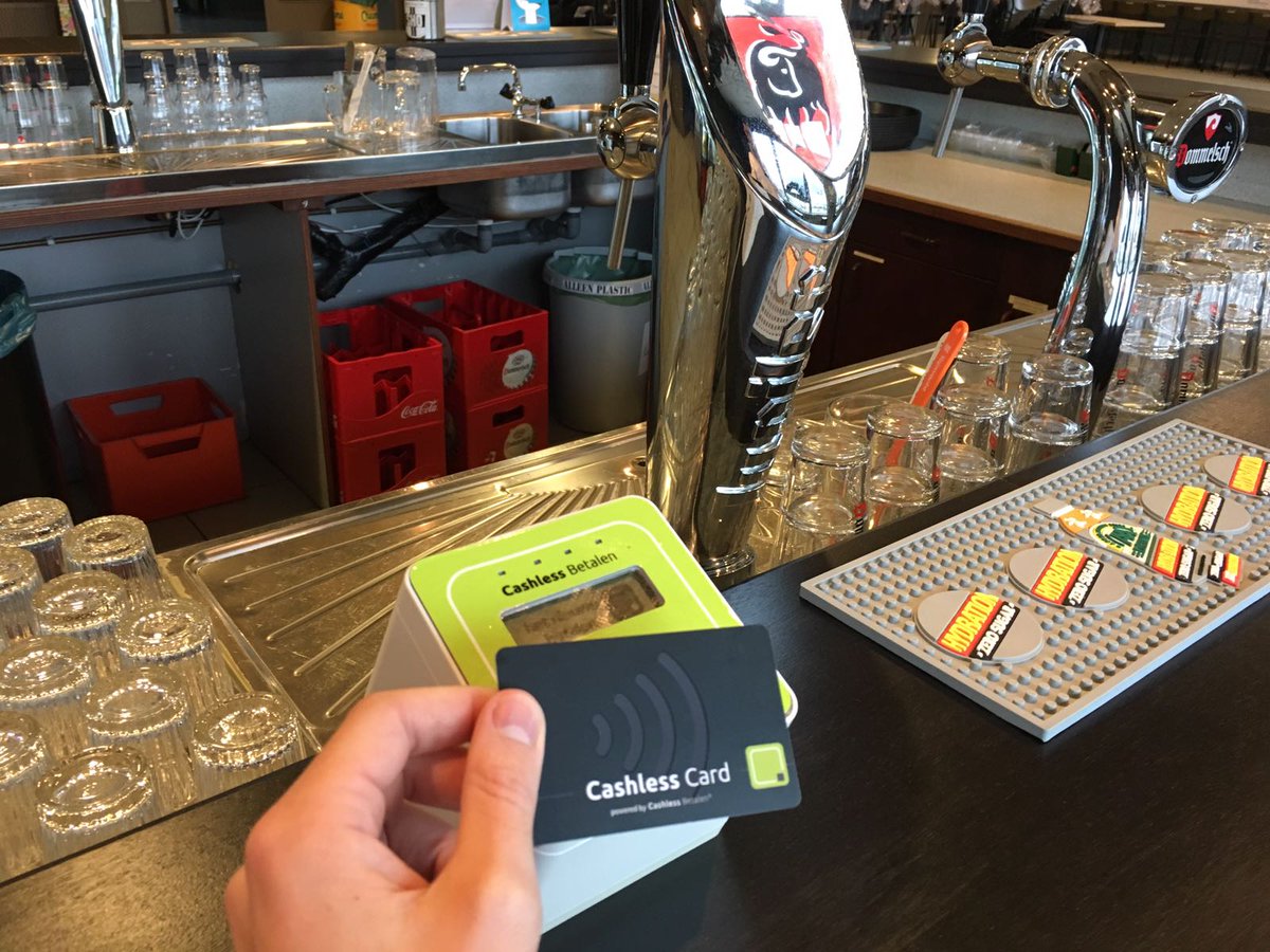 Heb jij in de maand februari 10 keer Cashless afgerekend op je vereniging, school of andere locatie dan maak je kans op een Ipad!