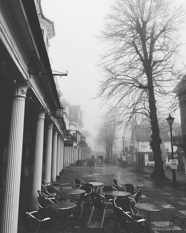 A fantastic shot of #ThePantiles in the fog courtesy of Simon Church. :) 

#TunbridgeWells #Kent #Photography