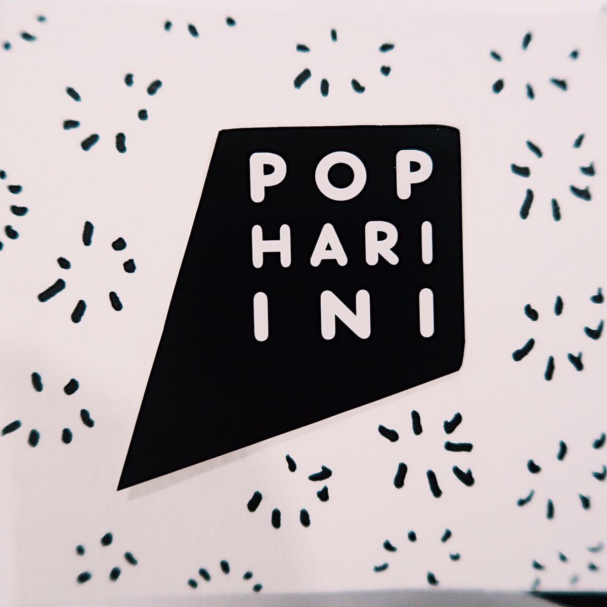 Saat ini pophariini.com sudah bisa kalian buka dan nikmati. Happy browsing guys! 😊 #PopHariIni