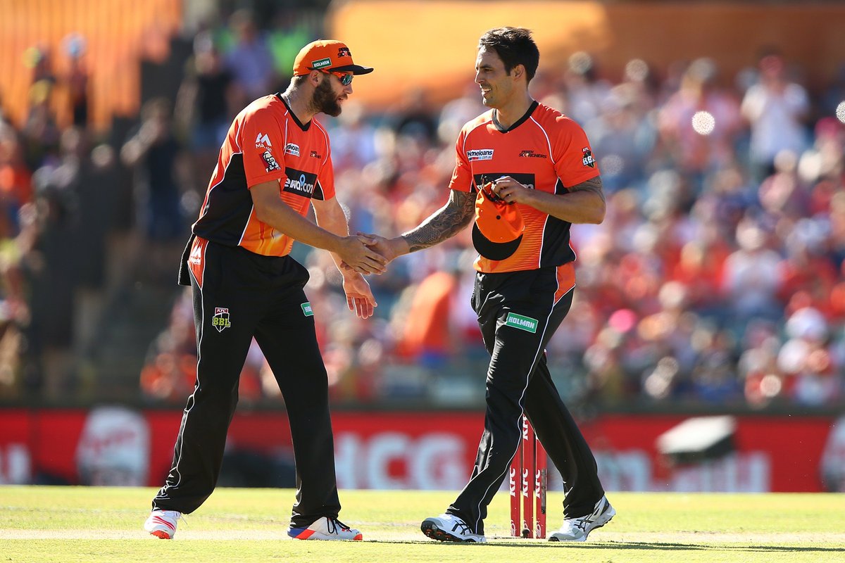 ScorchersBBL's tweet photo. What an effort by this guy with the ball today?! He finished with 3-3 and 21 dot balls... it doesn't get much better than that! #MADETOUGH https://t.co/af1vLNoYf8