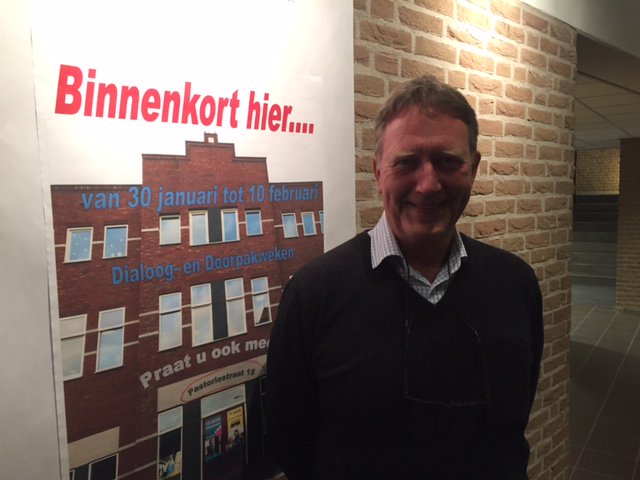 letzbuzz's tweet photo. Mijn bijdrage aan @DDWDuiven : met buren ons achterpad onderhouden en opleuken @gemeenteDuiven Lees reactie Jan Knol https://t.co/nbLmPIQ71R https://t.co/UL31J4nXpg