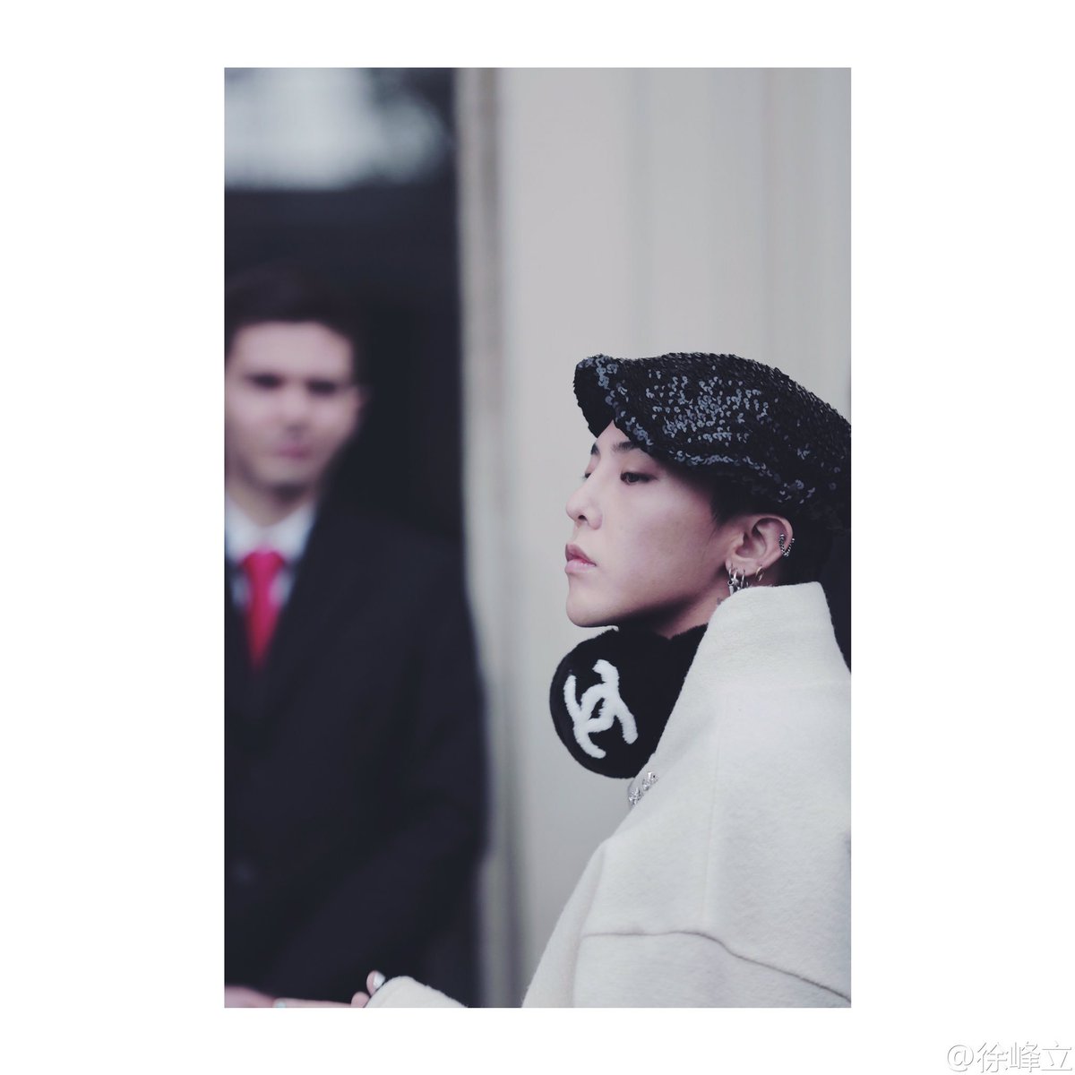 bbturkey_'s tweet photo. 📷[170124] #GD Paris'teki Chanel showunda https://t.co/gODhR4B2DX