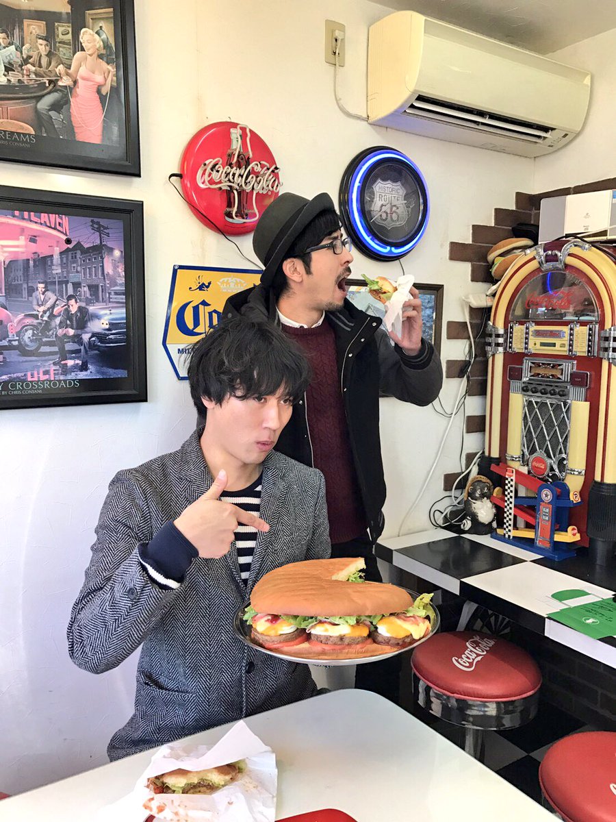 滝田周 ヨジマル ありがとうございました 佐世保を堪能 レモンステーキの レモンド レイモンド さん そして佐世保 バーガーの ロン さん 美味しかった どちらのお店もまたゆっくり来たいなぁ ロンバーガー この大きさは反則です ヨジマル