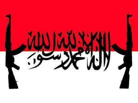 FachmiMCA's tweet photo. @agustinbudi3 @ustad_alhabsyi Udah Bebas Yaaa...  Ini Bendera Hizbullah Cikal Bakal TNI DAN POLRI https://t.co/q6DDDEacQP