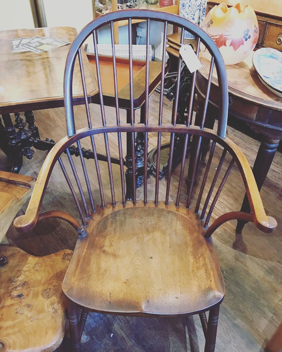 AVLvintage02's tweet photo. New Stock. #combback #windsorchair ##19thcentury ##henleyonthames #thevintagelook #31hartstreet https://t.co/AX7VC9Rx64