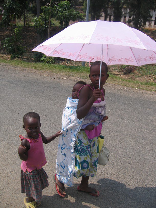 La priorité ? 
L'éducation et la formation des jeunes!
// Link ERRATA =>  bit.ly/2jTYdhB
#Humanitaire #Scolarité #Jeunesse