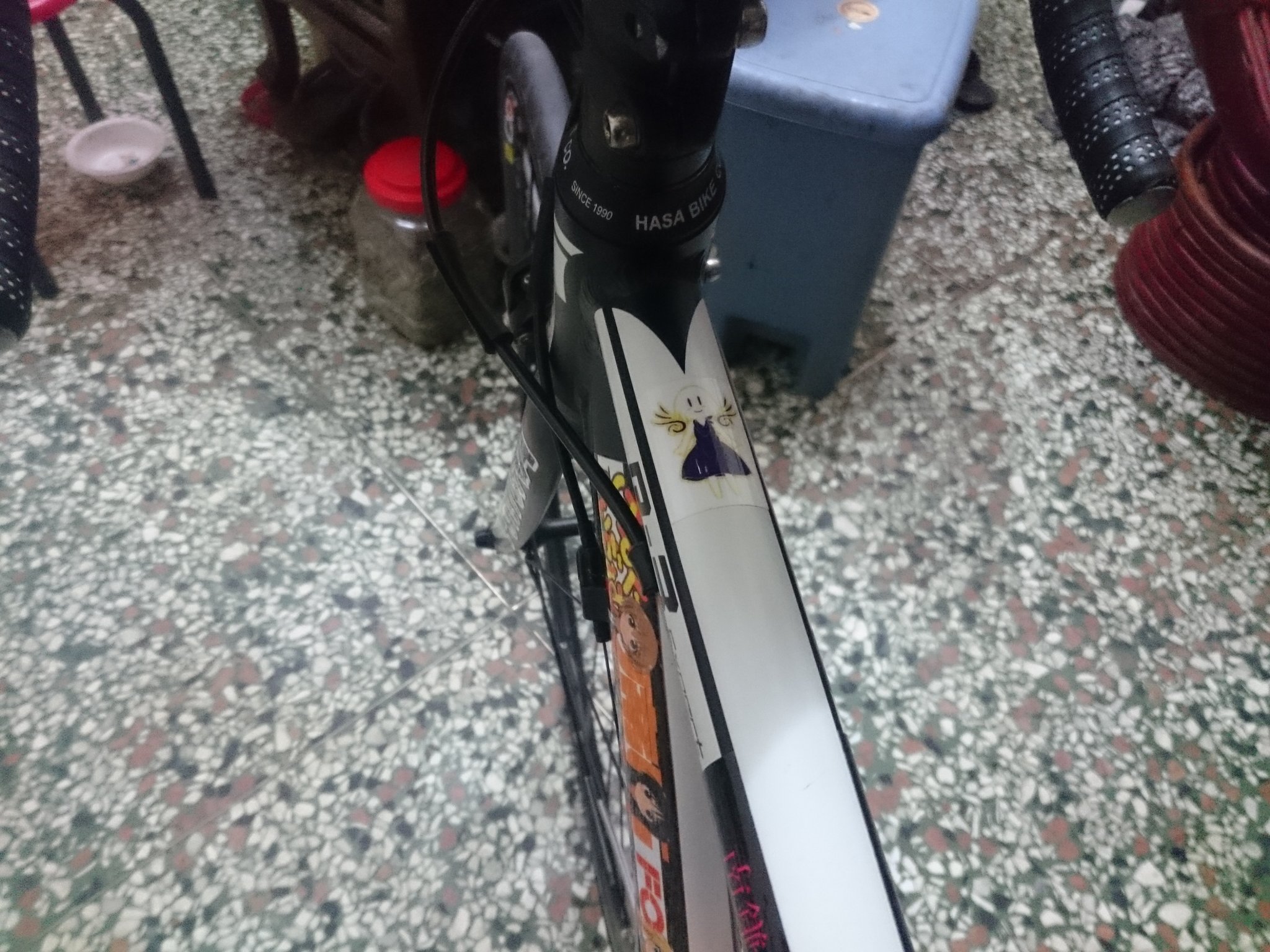 ゆゆゆ ヒスイ地方でエロ可愛さを求めてる 痛ロードバイク完成しました 相変わらず ろんぐらいだぁす仕様 少々 南鎌倉高校女子自転車部も加えてるぞいｗ 痛チャリ ロードバイク 痛ロードバイク Taiwan 台湾 ろんぐらいだぁす 南鎌倉高校女子