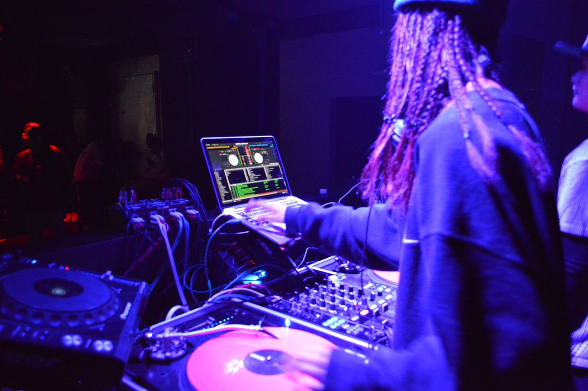 skate_momo's tweet photo. DJ ASAMI さん
#SUPAG
#peachphoto https://t.co/hDdr0fBlG0