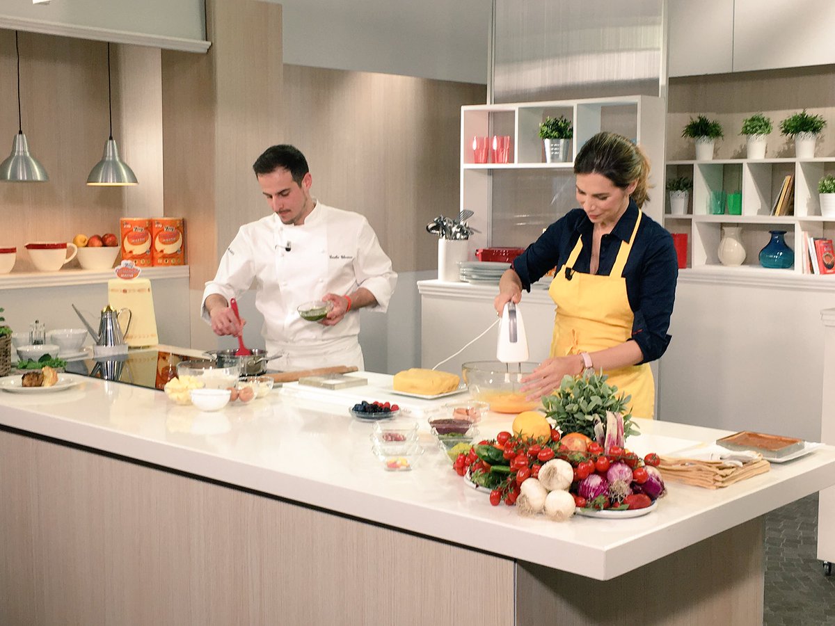 emilioglorioso's tweet photo. @Giampanet Ricordi Speciali ❤️🍪🍩🍰🍬🍫🍦🍭🍮 @AliceCucina @Veronica_Maya #alicetv #tvtop #dolcicreazioni #pastry https://t.co/Nndlb5IqTZ