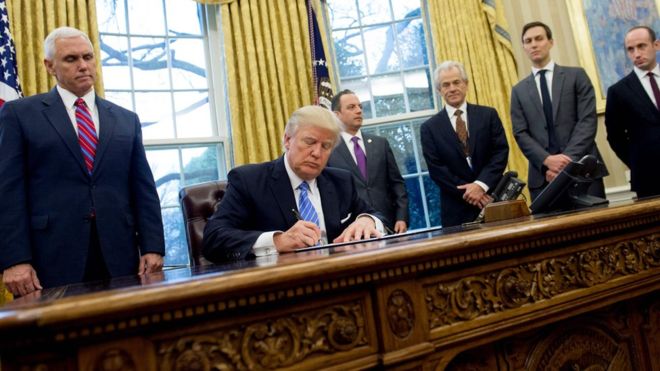 BBCWorld's tweet photo. Social media reacts to photo of President Trump signing order on abortion policy
https://t.co/TQW3qGpQjo https://t.co/oeIDd0qglU