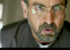 tandralahiry123's tweet photo. #Kaabil... a story f a man fighting against all odds 4 d #Love f his life ..eerie look of #RonitRoy...U @RonitBoseRoy d #ManOfExpression π https://t.co/8Pc3vGSuHh
