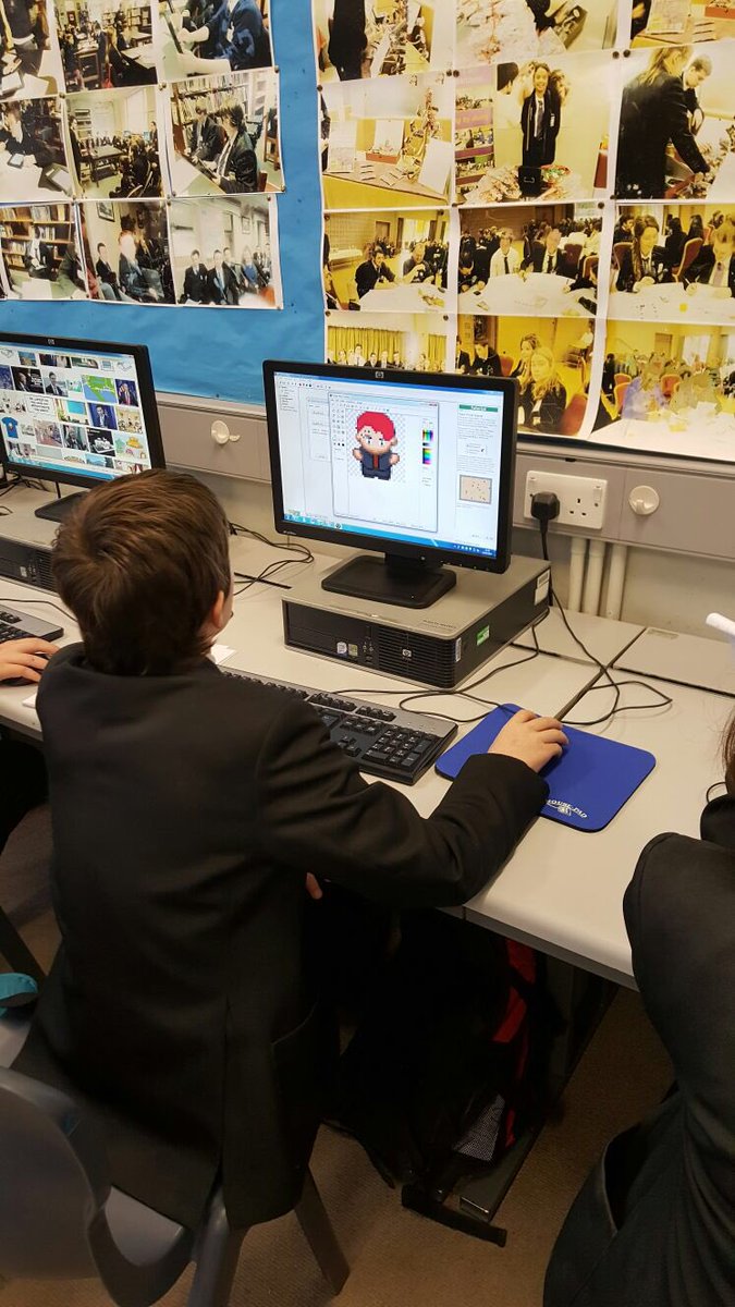 BusinessICTSMH's tweet photo. @stmarkswpoint games looking great! https://t.co/9LwwOihk50