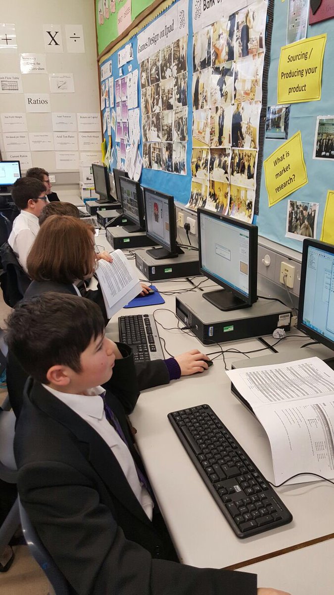 BusinessICTSMH's tweet photo. @stmarkswpoint pupils busy creating and designing their own games ! https://t.co/BinNDaGuZW