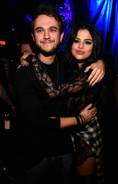 TributeSMG's tweet photo. Siempre me encantaran estos dos
#Selenators #BestFanArmy #iHeartAwards https://t.co/vdmJH1jgop