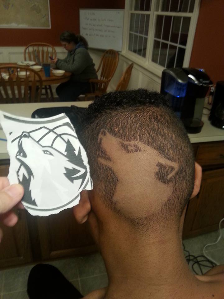 Timberwolves's tweet photo. Nothing beats a fresh cut! π#PowerOfThePack https://t.co/ubnxwCeHfN