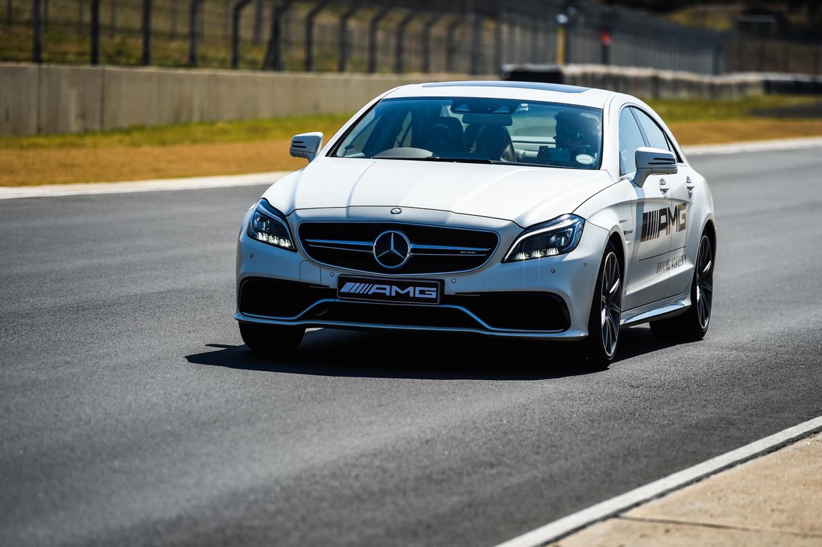 The AMG Driving Academy will show you everything you need to know to own the track. Sign up today! mb4.me/HBSH16Sh