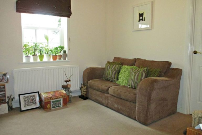One Bedroom Apartment For Sale In Daventry.
bit.ly/BuscotParkWayF…
#Property #EstateAgents #Daventry