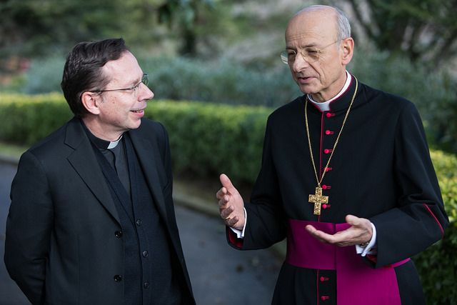 opusdei_es's tweet photo. Nuevas fotos de Mons. Ocáriz, prelado del #OpusDei. https://t.co/IbR4fAln7H
