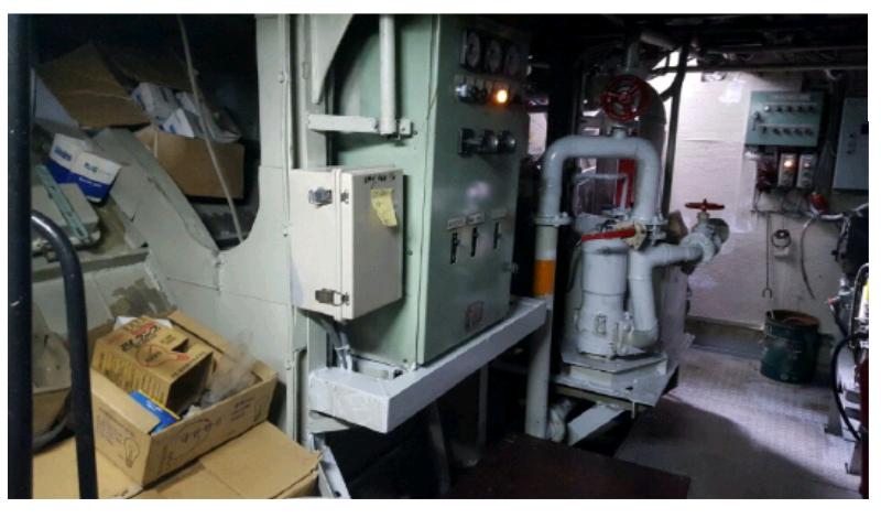 لانش 880 الف دولار