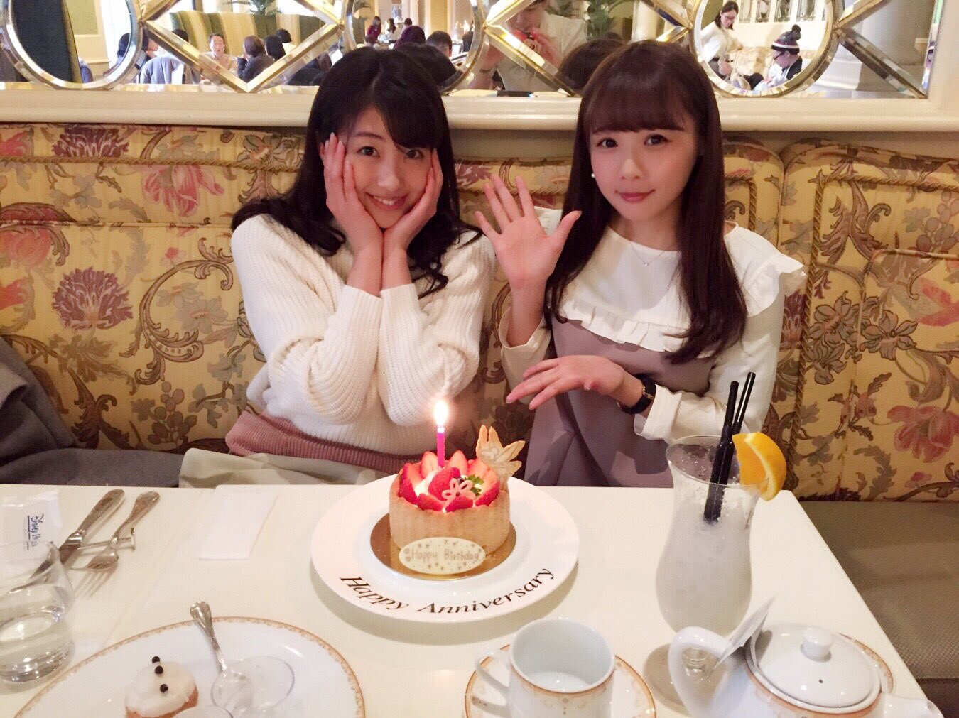 計良日向子 ひなひ ライブの前に ささらのお誕生日のお祝いしてきたよ 焦ることあったけど 無事サプライズ成功した 笑 ランドホテルのシャーウッドガーデンレストランでお祝いした 4年ぶりくらいに来て 懐かしいね って話したりして今日も