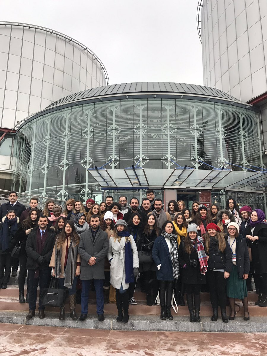 BAU Hukuk Fakültesi Uluslararası Kurumlar programı kapsamında, öğrencilerimiz Avrupa İnsan Hakları Mahkemesinde <a href="/aysenuhoglu/">ayse nuhoglu</a> <a href="/EnverYucel/">EnverYucel</a>