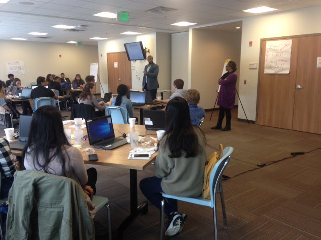 AtriumNavicent's tweet image. Twenty bright minds collaborating to solve consumer challenges using mobile technology at #Code4Care @MercerYou