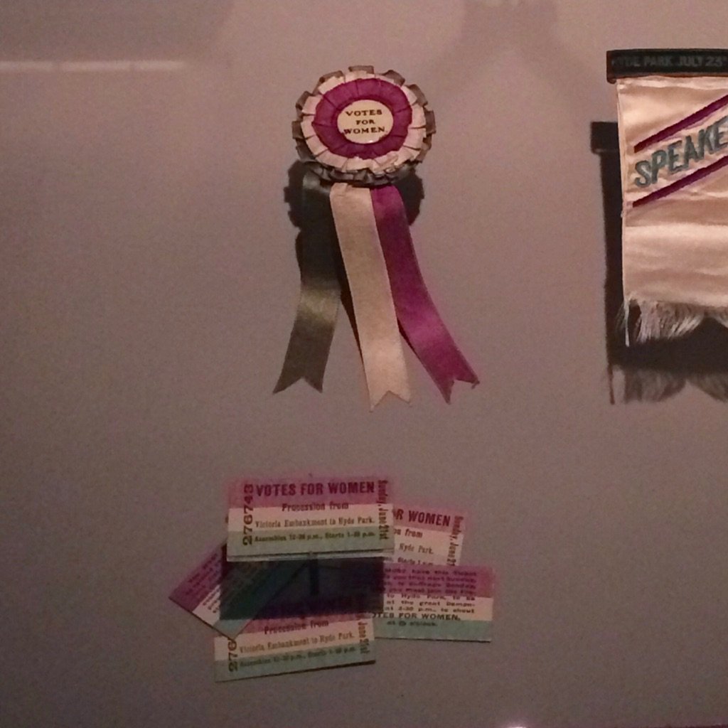 Whytrophy's tweet image. 映画『未来に花束を』（原題 Suffragette）
歴史を動かした女性参政権運動とロゼットについて。@MHanataba
instagram.com/p/BPpkrR5hK56/