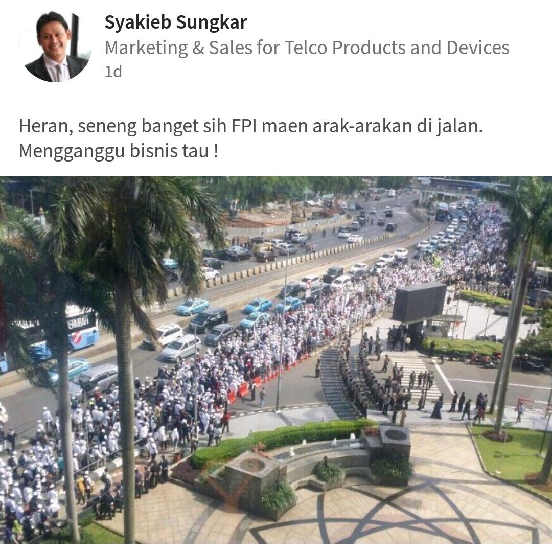 faizbasyarahil's tweet photo. Ini ngaku Direktur Axis bicara seperti ini..Mau di "Sari Rotikan" sama Umat kali @FPI_IDN @RizieqShihab @NetizenTofa @UstadTengku https://t.co/Nl3fKEUrVO