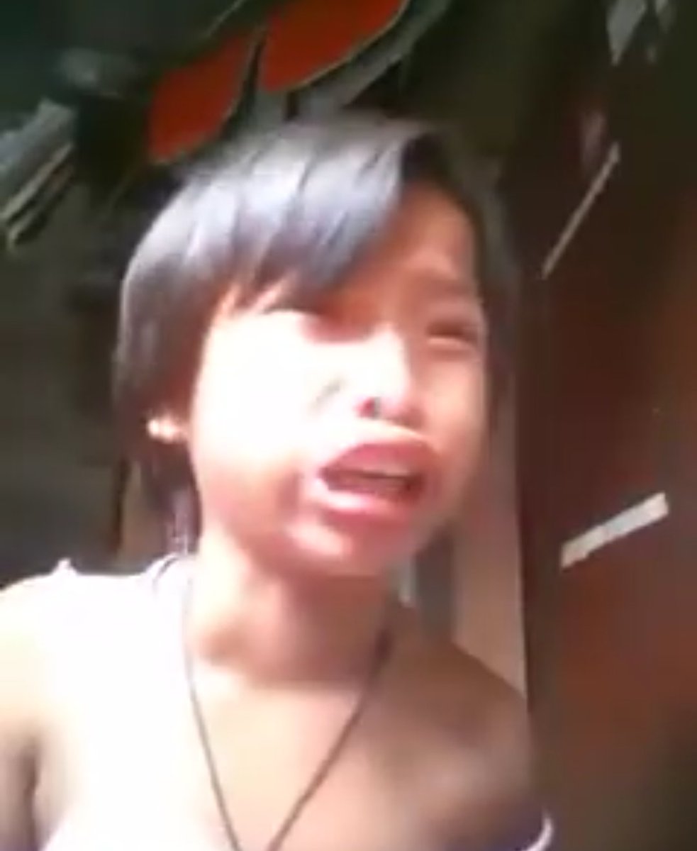 AyyPota's tweet photo. YUNG ANG DAMING PINAPAGAWA NG PROF MO PERO WALA NAMANG TINUTURO

"KAYA KAMI BUMABAGSAK EH MAY PAEPAL" https://t.co/qJmGkO9UpR