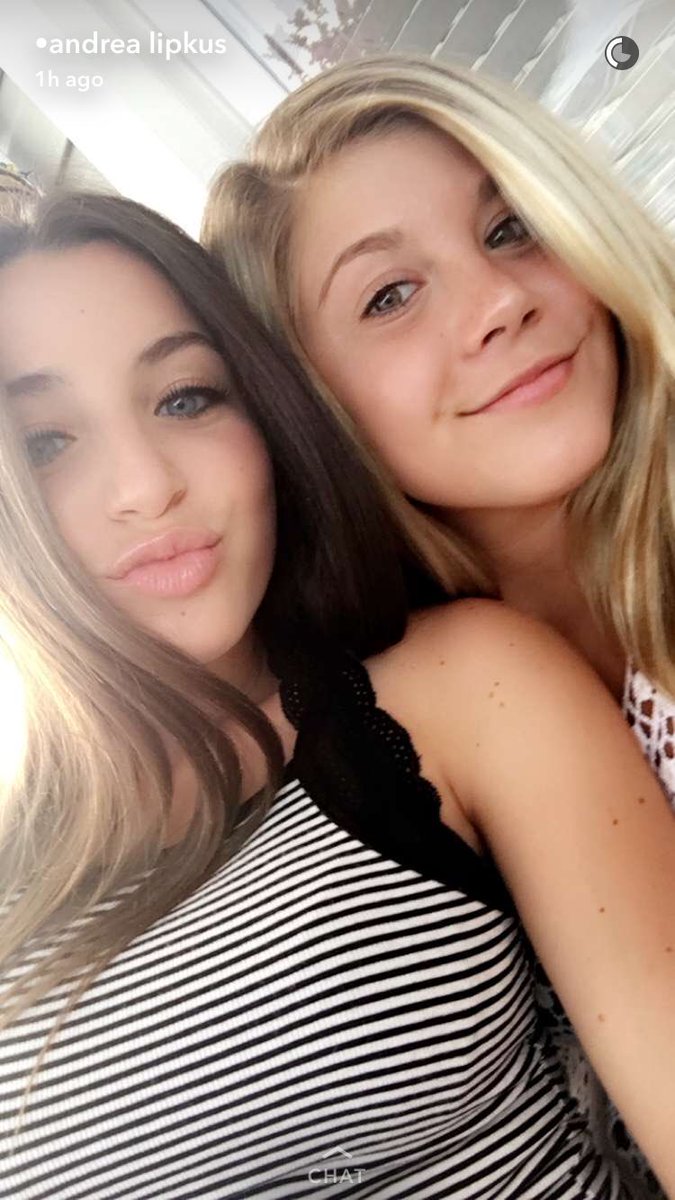 ally_heller's tweet photo. happy bday gorgeous i love you so much have a good one babee💋❤ https://t.co/MVYEGyc5rz