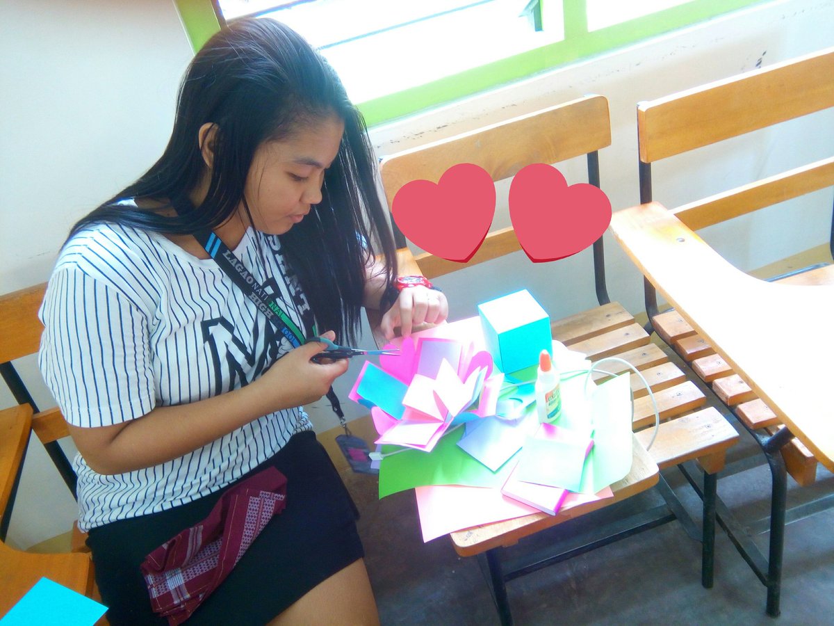 Fafatunayan's tweet photo. Exploding box ez. https://t.co/6BjSRs3HyX