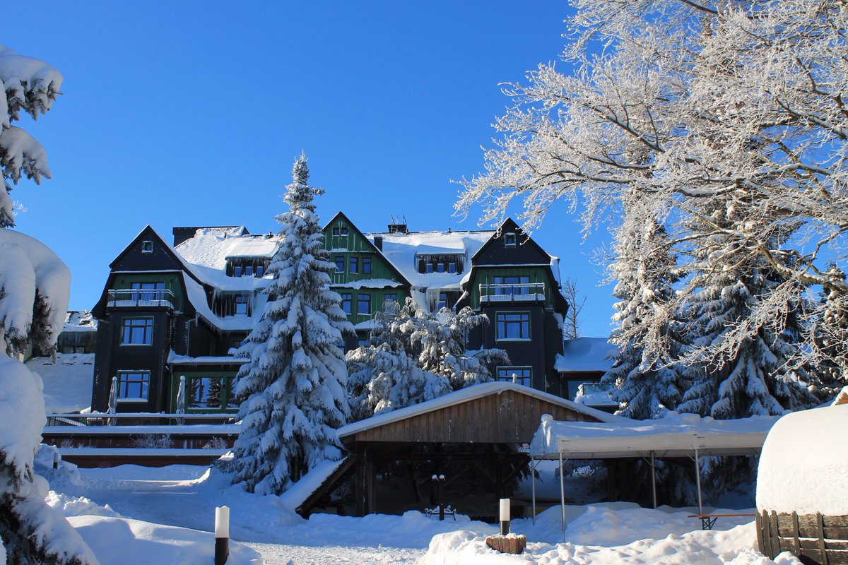 gabelbach's tweet image. Langlauf Ski ins Auto packen und hinauf zu Uns.
Gabelbach im Januar 2017 ein Wintermärchen.
facebook.com/gabelbach (Fotogalerie)