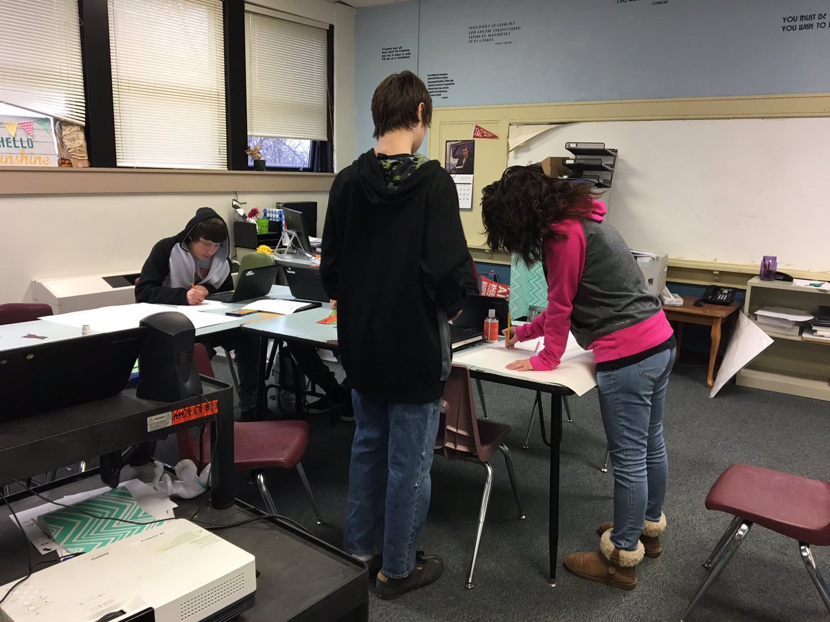 imagineng31's tweet photo. Students doing a great job working on their Greek gods and goddesses poster for their mythology unit in world lit https://t.co/XeSzbgfccr