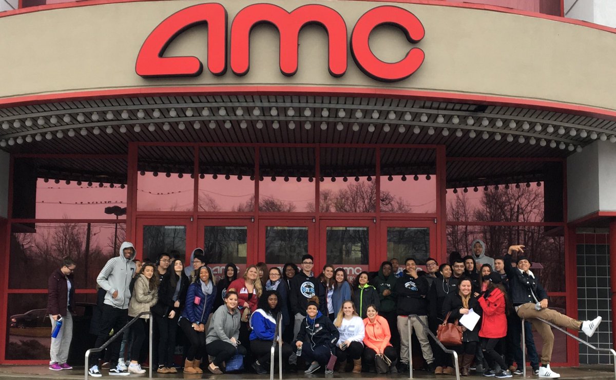 unioncatholichs's tweet image. Mrs. Sagendorf &amp;amp; Mrs. Angelo&apos;s Senior English classes take a trip to see the Oscar nominated film &quot;Fences&quot;! #anywherelearning