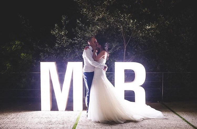 A los #cuentis les gustan nuestras #letrasconbombillas 😍😍😍