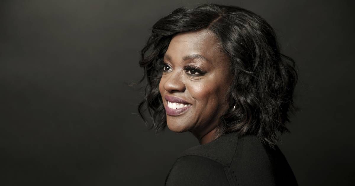 DLGMediaNYC's tweet photo. This is beautiful ❤️ @violadavis just became the first black actress to earn 3 #Oscar nominations https://t.co/4jRvklIxRT #OscarNoms #MITNB https://t.co/PFB6CsWMgo