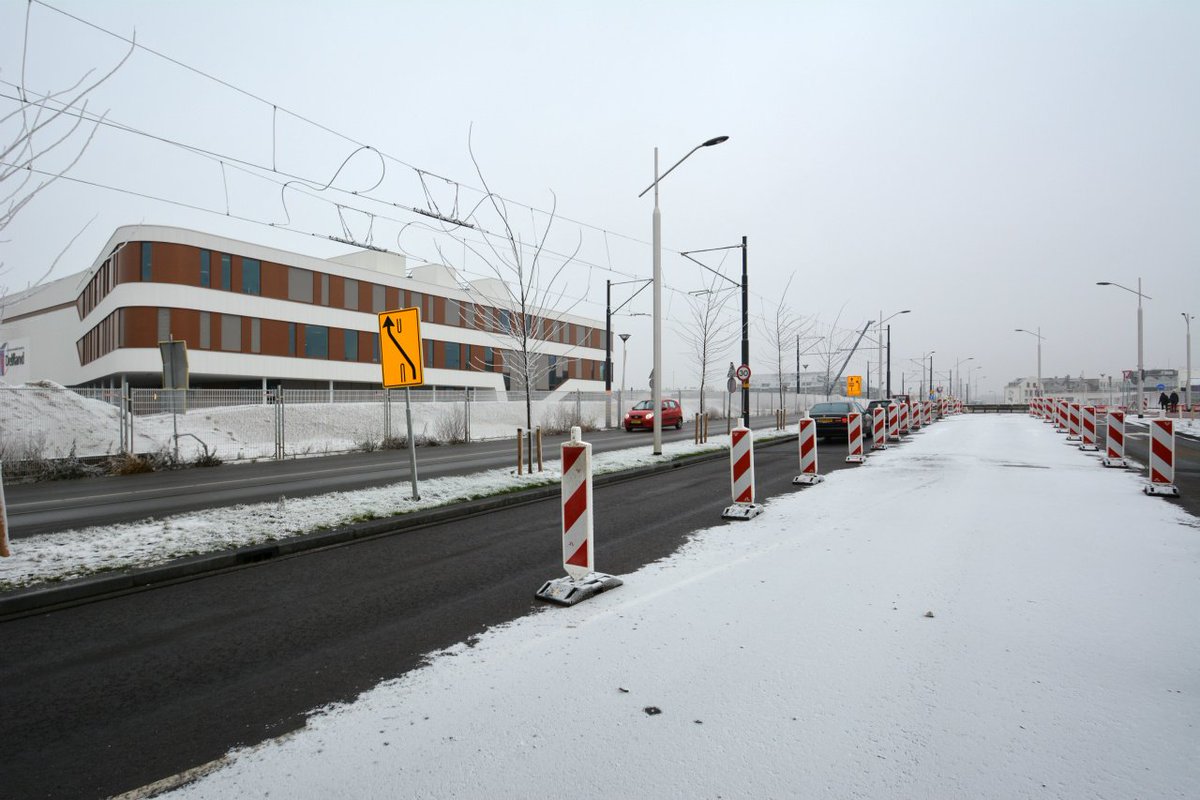 spoorzonedelft's tweet photo. Mooie winterfoto's #SpoorzoneDelft Fotograaf: Paul van de Peppel https://t.co/E1lsDYbmIF