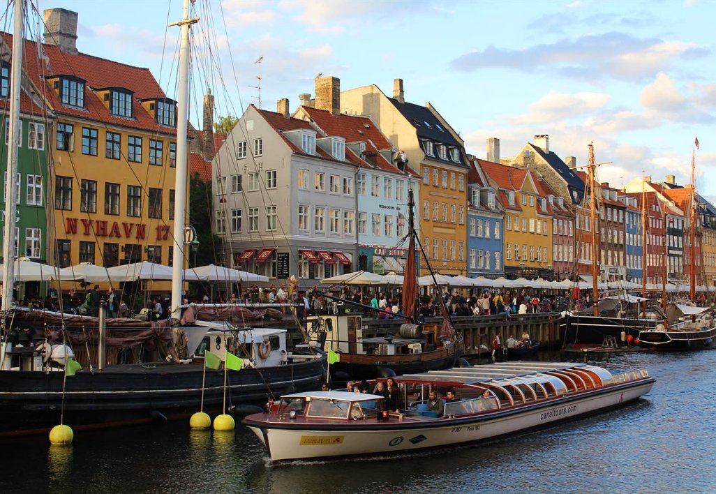 lonelyplanet's tweet image. A guide to #Copenhagen's neighbourhoods: lptravel.to/llmLrG by @lovelivetravel  #LP  #Travel