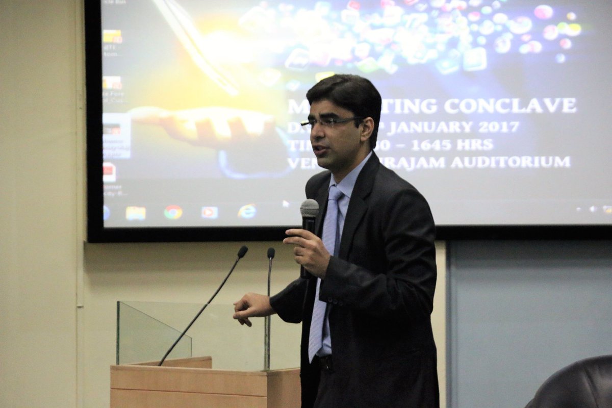FOREConnect's tweet photo. Dr. Sumeet Kad, Global Portfolio Marketing Manager, @ibm_in spoke at length about the organization issues that torment corporations today. https://t.co/c0siSGiroB